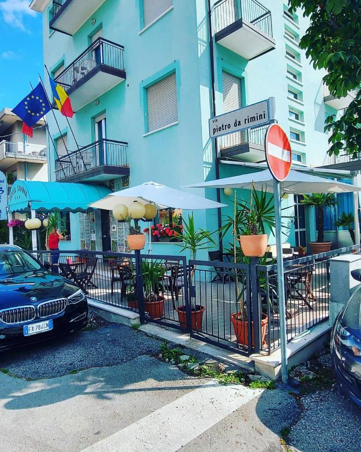 Hotel Savina Rímini Exterior foto