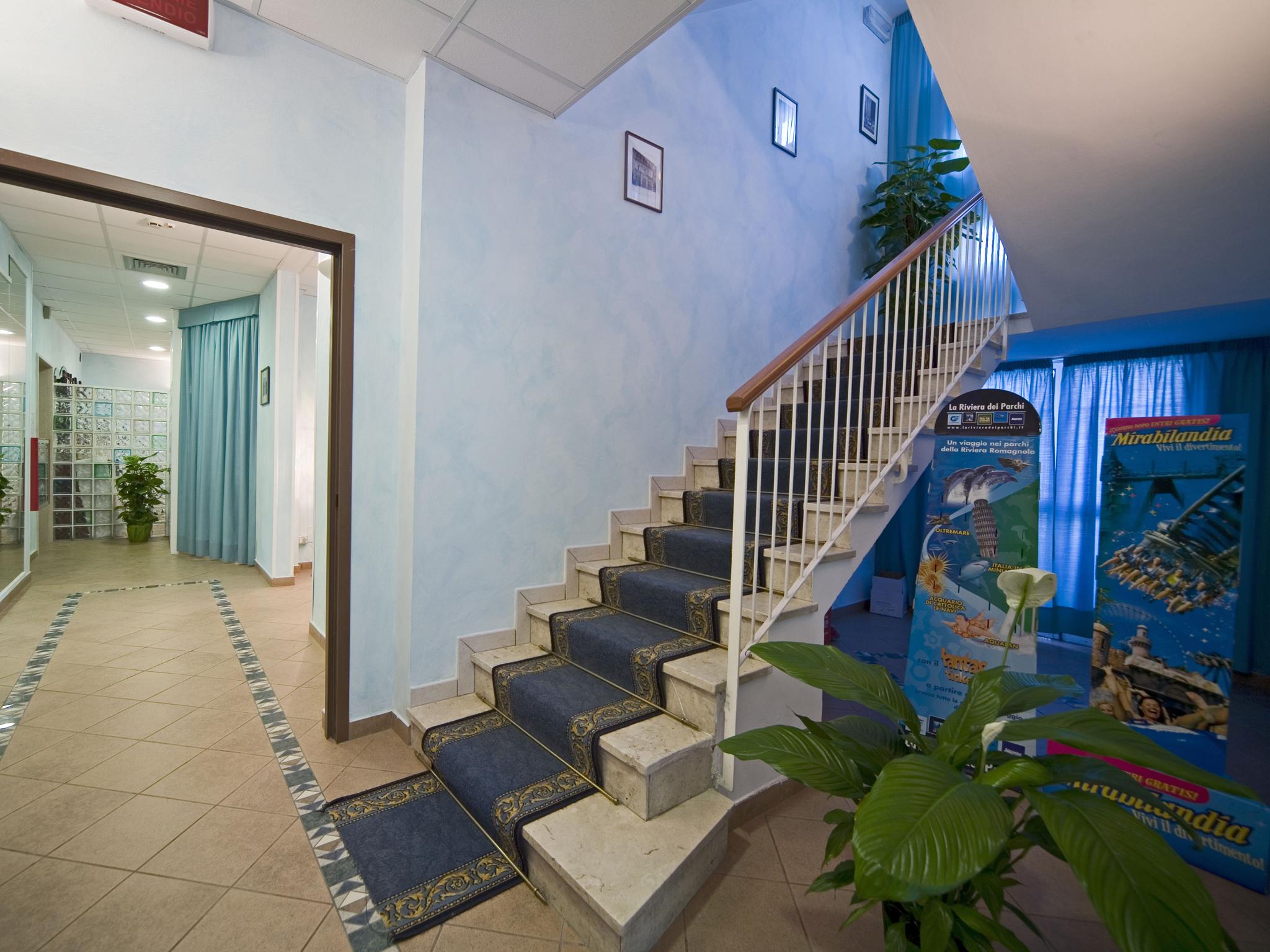 Hotel Savina Rímini Exterior foto